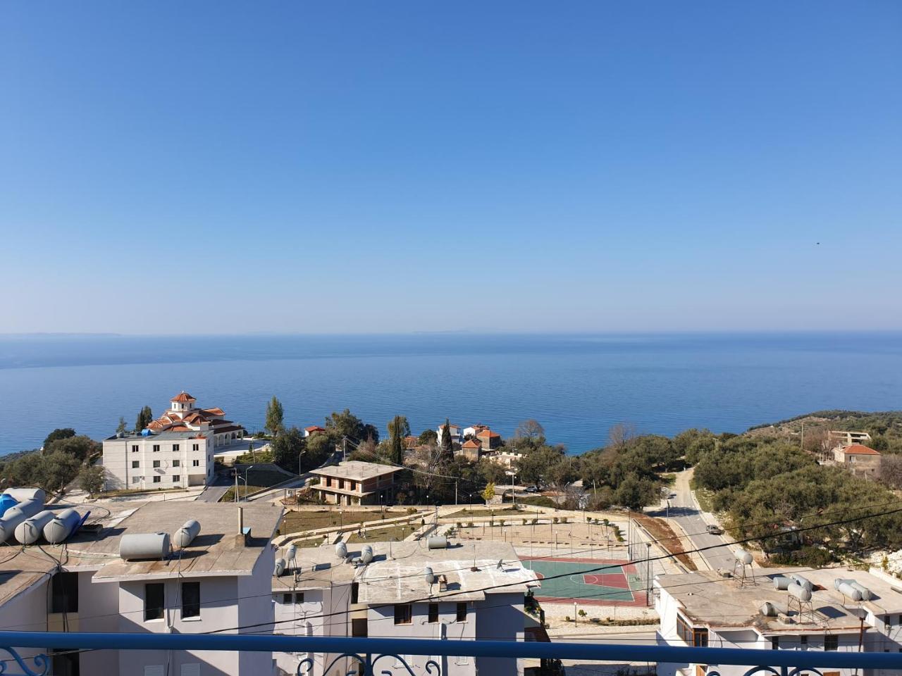 Let Rooms Lukova Exterior foto
